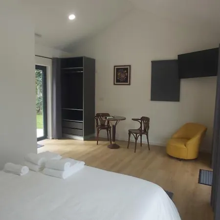 Quinta Pedrosas Agroturismo *